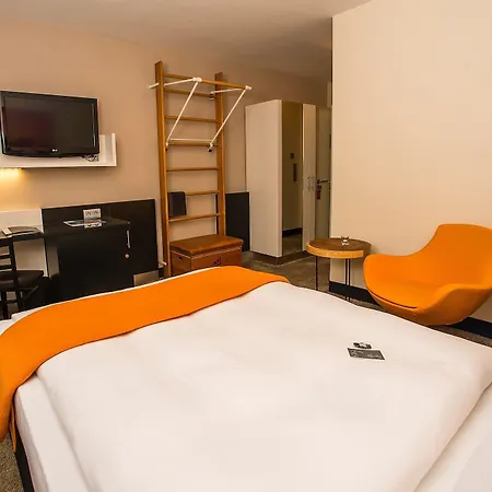 Hotel Turm 4*