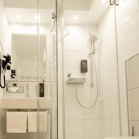 Turm 4* Frankfurt am Main