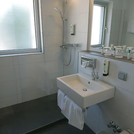 Hotel Turm 4*