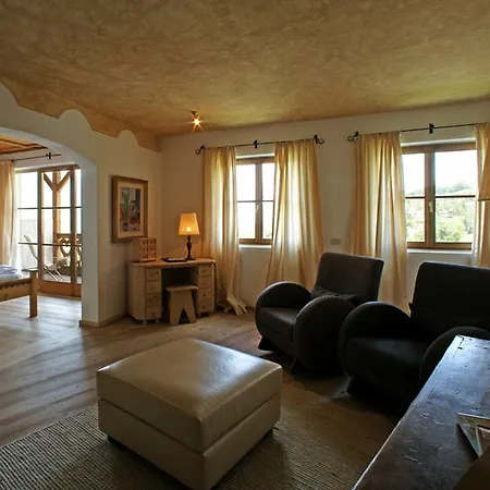 Hotel Turm 4*